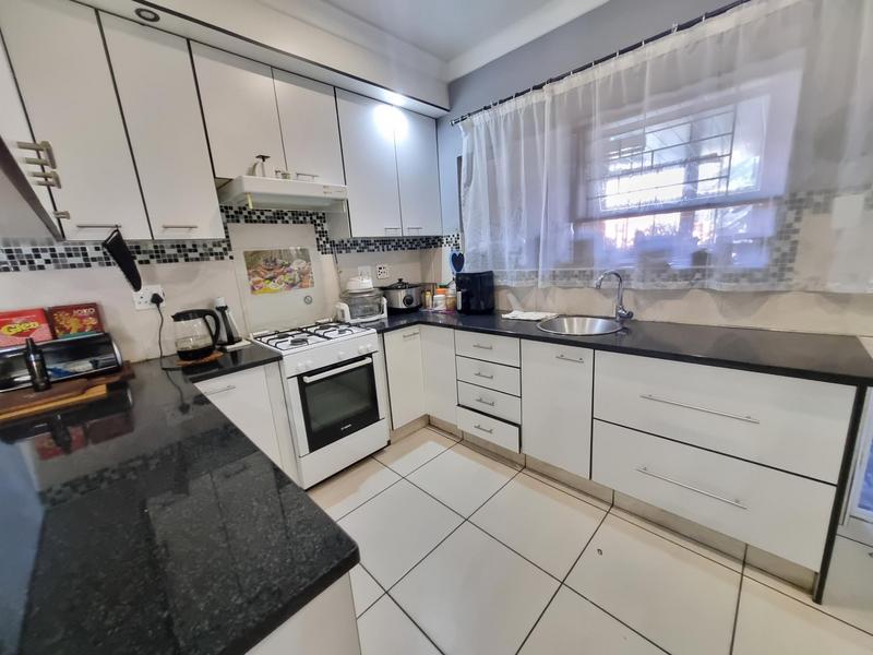 3 Bedroom Property for Sale in Bella Vista Western Cape